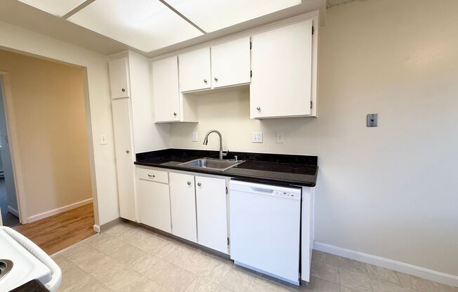 Shadow Creek Apartments