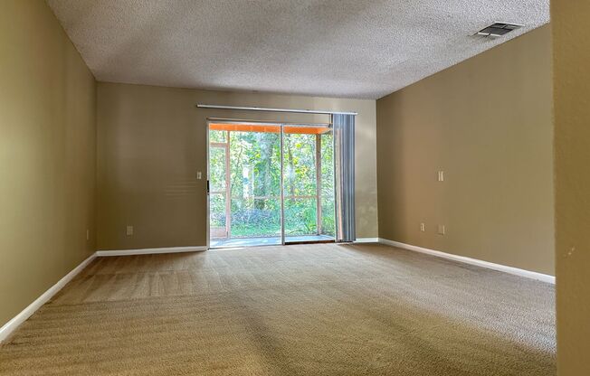 2 beds, 1 bath, $1,400