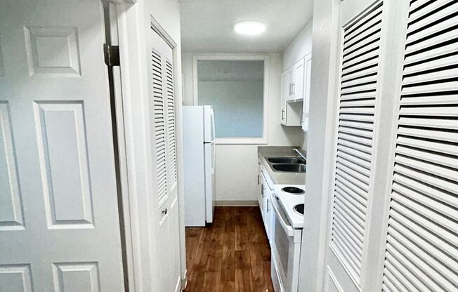 1 bed, 1 bath, 600 sqft, $1,295