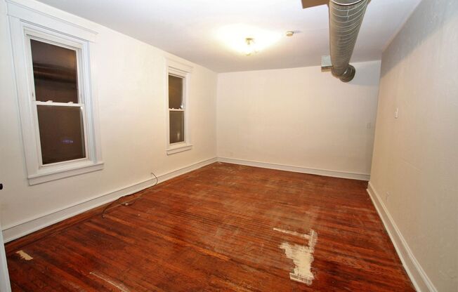 2621 West Girard