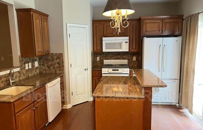 2936 Settle In Lane