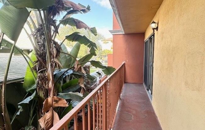Studio, 1 bath, $1,775, Unit 05
