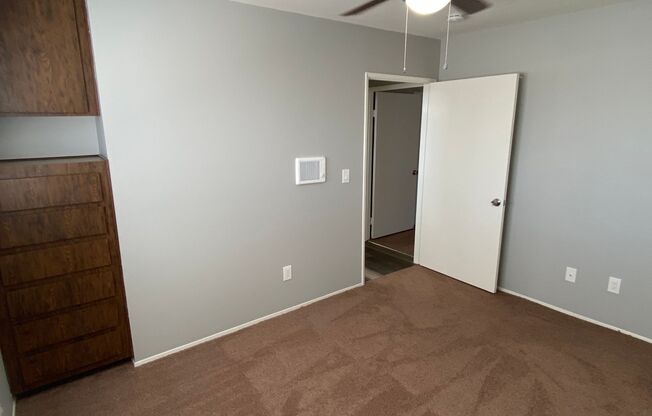 2 beds, 1 bath, 800 sqft, $2,295, Unit 11