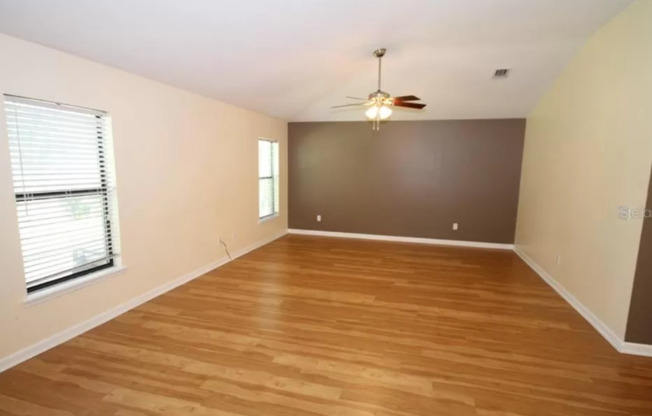 153 TUSCANY BND ST