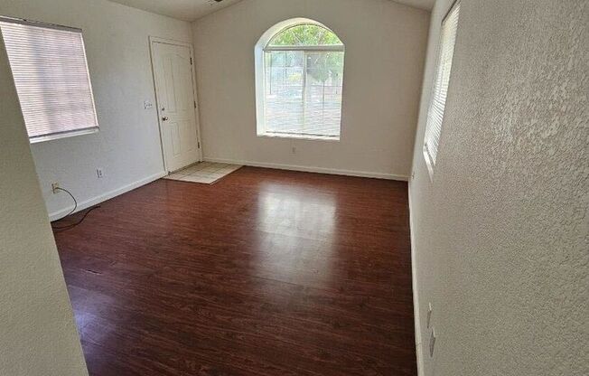 For Rent: Spacious 4-Bedroom Home in Turlock, CA