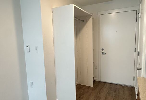 Studio, 1 bath, 175 sqft, $1,250, Unit 3401