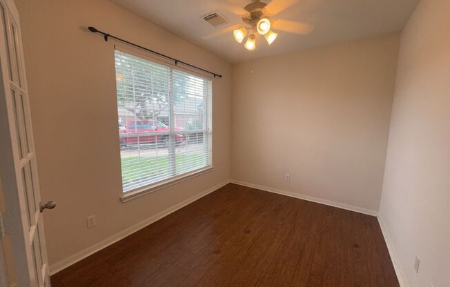 2513 Flycatcher Cove Dr **Ask about our NO CASH DEPOSIT option!**