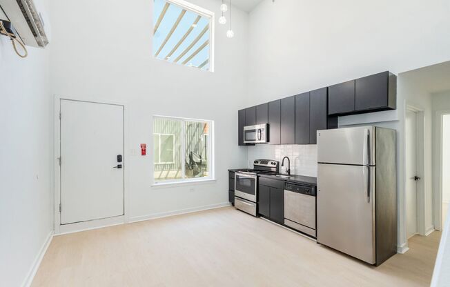 2 beds, 2 baths, 1,000 sqft, $1,627, Unit 27