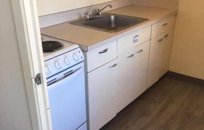 1 bed, 1 bath, 518 sqft, $1,249, Unit 503A