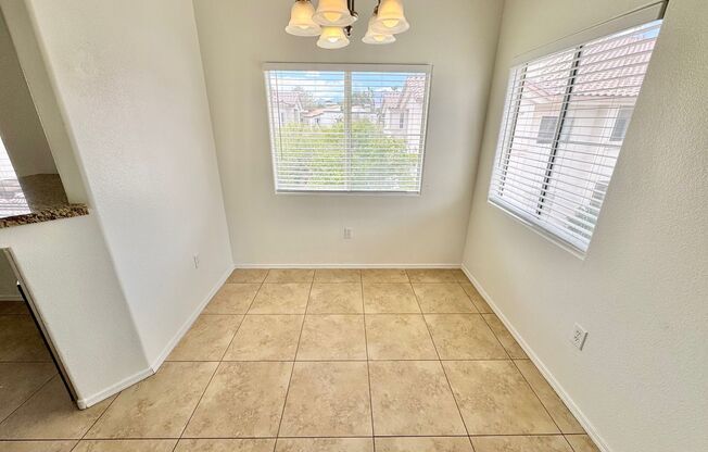 SPACIOUS 3 BEDROOM, 2 BATHROOM UPGRADED CONDO IN GATED COMMUNITY WITH RESORT-STYLE AMENITIES!