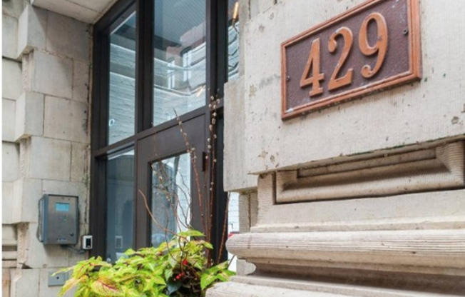 Luxurious 1-Bedroom Loft in Rebman Building Condos! Available NOW!