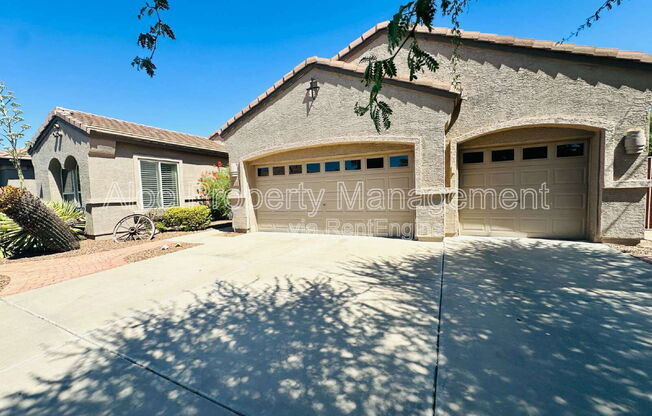 2720 E HAZELTINE WAY