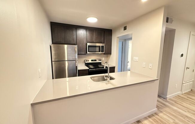 1 bed, 1 bath, 600 sqft, $1,314, Unit WWK-216