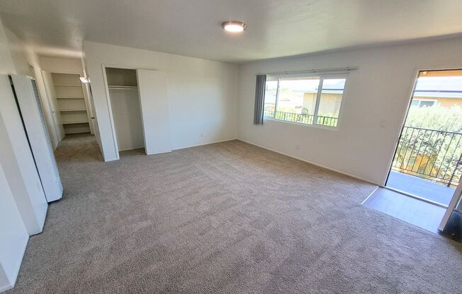 2 beds, 2 baths, 999 sqft, $2,595, Unit 423