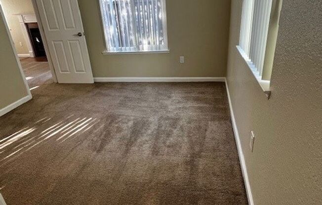2 beds, 2 baths, 900 sqft, $2,015, Unit 124
