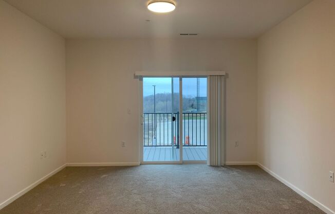 3 beds, 2 baths, 1,344 sqft, $1,665, Unit 226