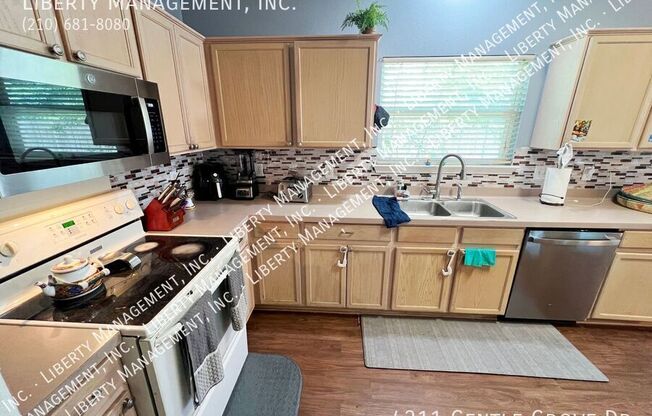 4311 GENTLE GRV DR