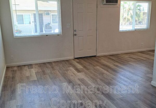 1322 E. Bulldog Lane