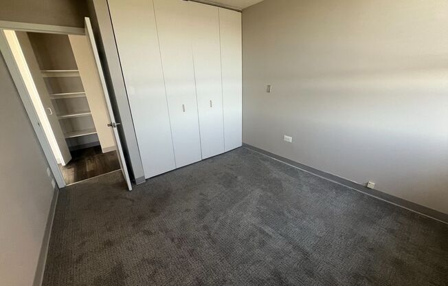 2 beds, 2 baths, 866 sqft, $2,400, Unit 412