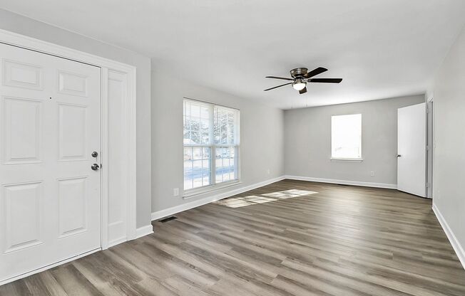 Newly renovated home - 3 Bed/2 Bath