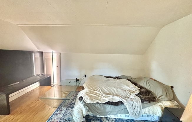 21 GLENELLEN RD