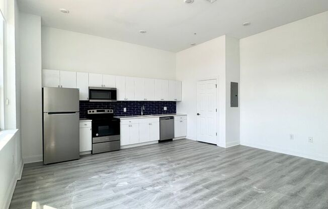 2 beds, 1 bath, 812 sqft, $1,400, Unit Unit 44