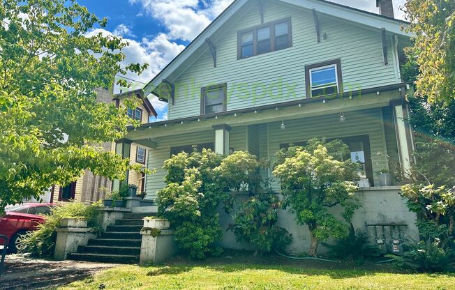 Gorgeous Top Level of Huge Craftsman House!