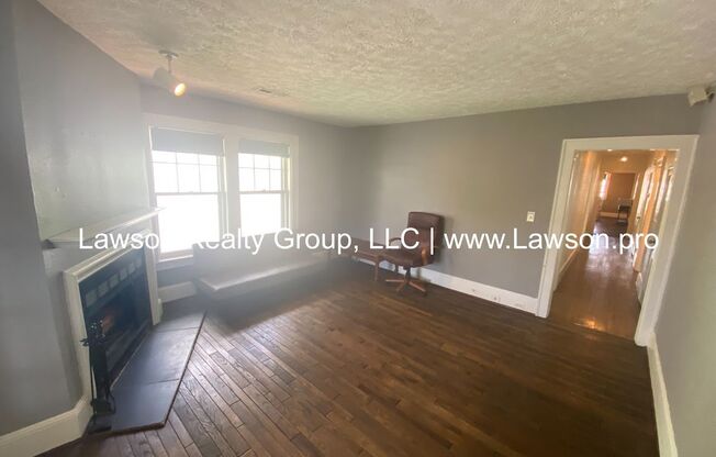 2 beds, 1 bath, 1,112 sqft, $1,295, Unit 928 2nd #5