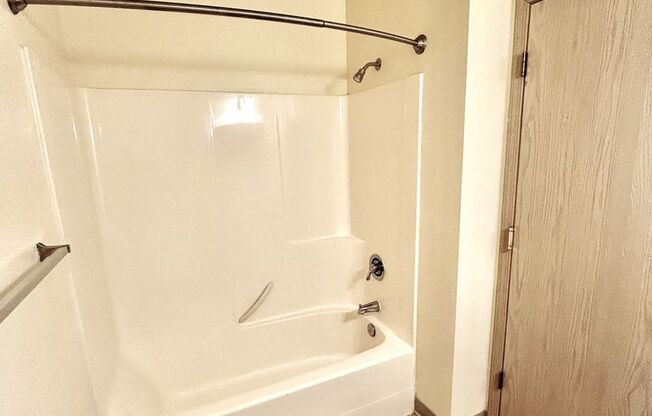 Willamette Grove Apartments