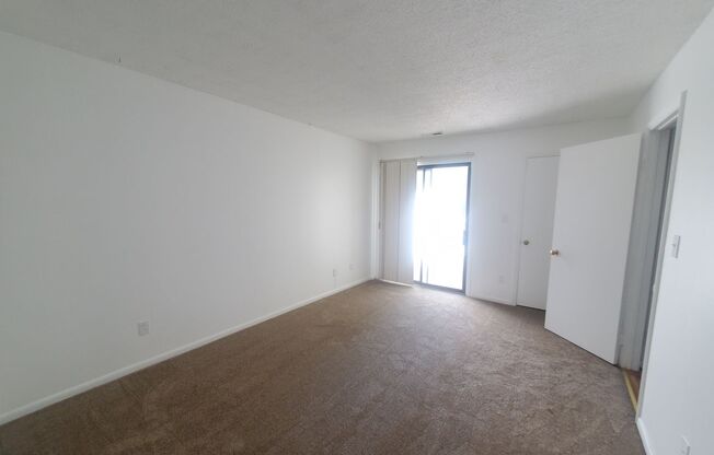 2 beds, 1 bath, $1,475