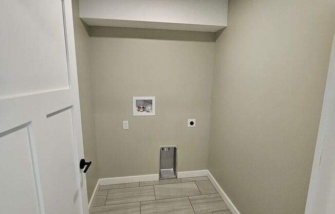 2 beds, 2 baths, 1,218 sqft, $1,350, Unit Neptune 209