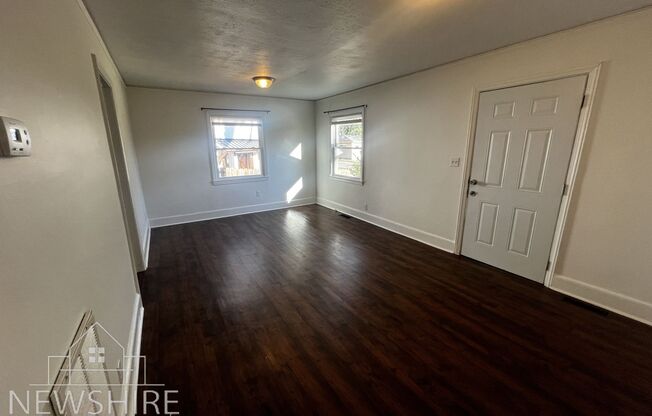 Charming 2 Bedroom Home Minutes from Downtown Greenville