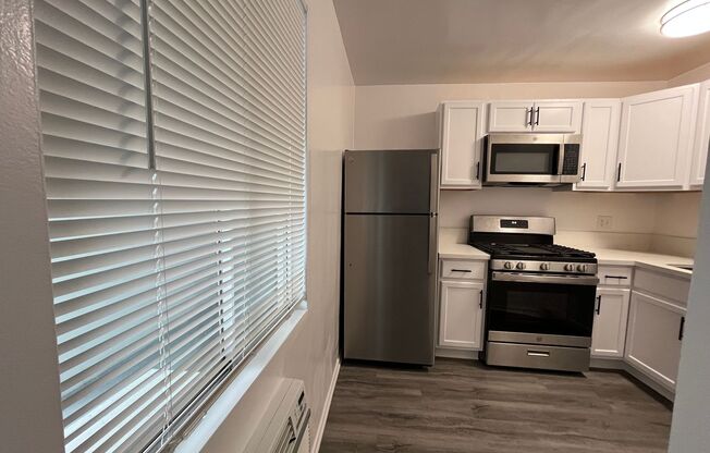 Studio, 1 bath, 615 sqft, $1,898, Unit 131