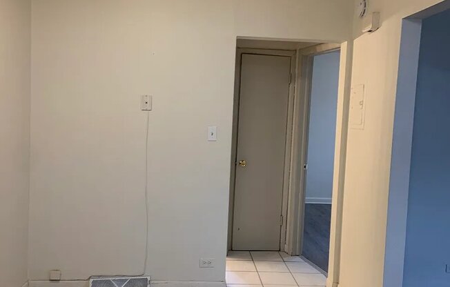100 VANA DR