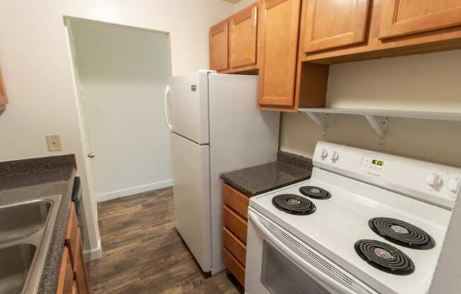 This is a picture of the kitchen in a 748 sq foot 2 bedroom, 1 bath apartment at Red Bank Reserve in the Madisonville neighborhood of Cincinnati, Ohio.