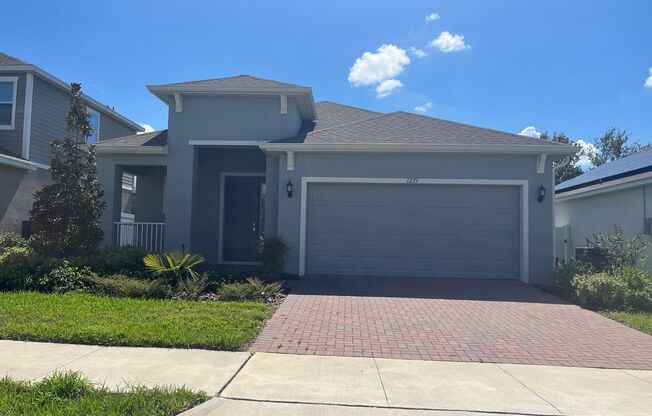 Immaculate 4 bedroom, 3 bath home with community pool, great location. Ready for immediate occupancy.