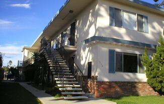 2 beds, 1 bath, 800 sqft, $2,900, Unit 1170 Oliver Unit 1