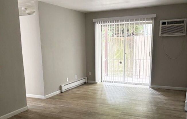 1 bed, 1 bath, 560 sqft, $815, Unit 3253-101