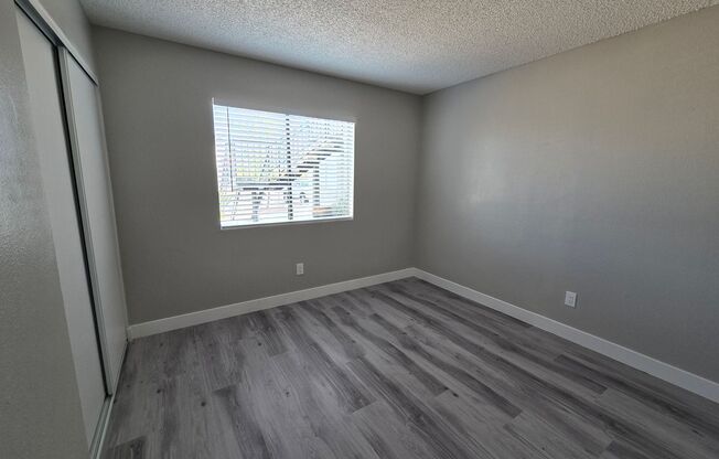 2 beds, 2 baths, 875 sqft, $1,455.5, Unit 21