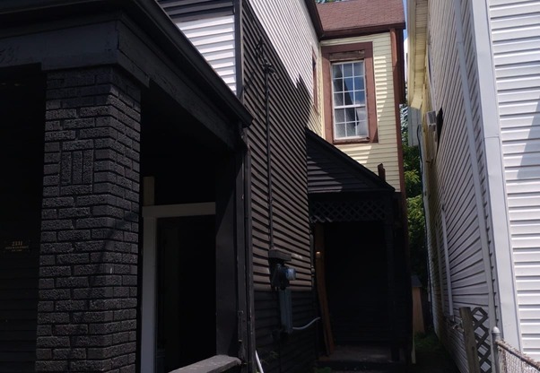 2531 W MAIN ST