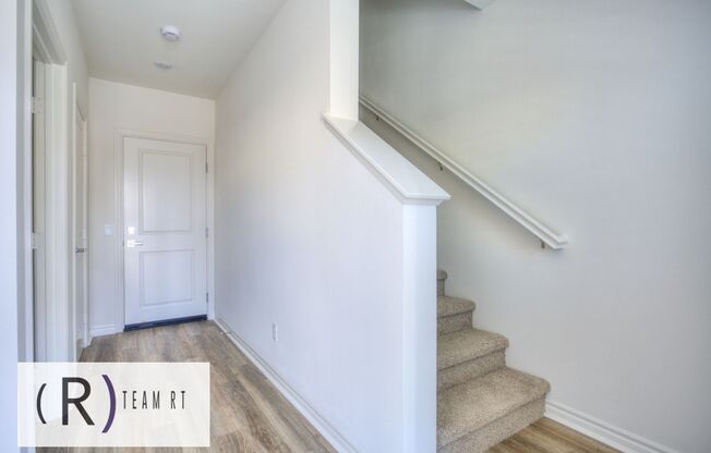Gorgeous 3 Story 4 Bedroom 3.5 Bathroom Brand New Residence in the heart of Artesia