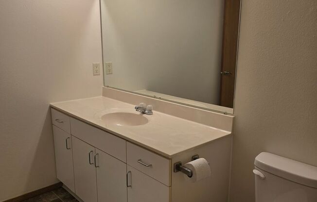 2 beds, 1 bath, 856 sqft, $1,269, Unit PL   2203