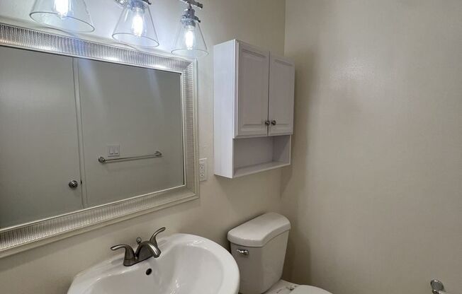 Studio, 1 bath, $1,995, Unit 2L