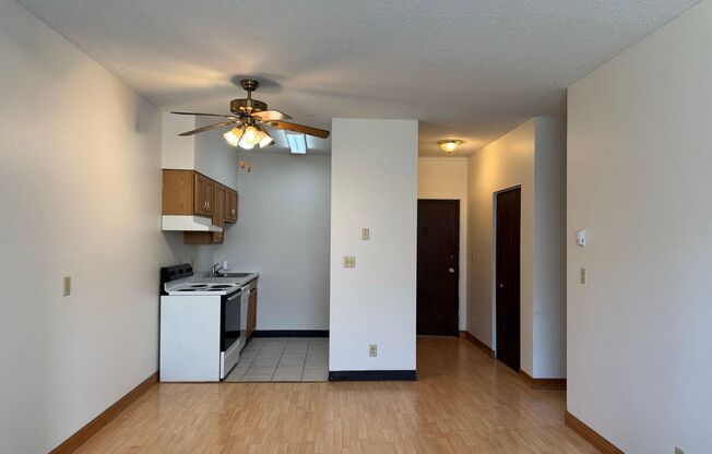 Crestwood Apartments