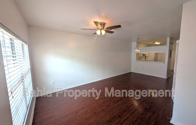 2327 LK WOODBERRY CIR