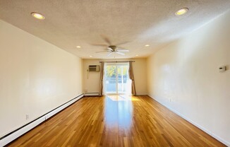 2 beds, 2 baths, 986 sqft, $3,800, Unit 209