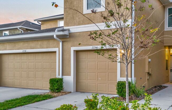 Beautiful and roomy 3 bedrooms 2 1/2 Bath Townhome with Screened Lanie and community pool!