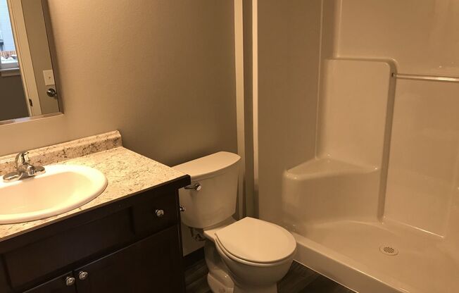 Studio, 1 bath, 331 sqft, $1,275, Unit 211