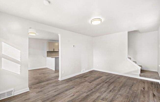 Stunning 2 bedroom home in Mt. Washington available May 1!