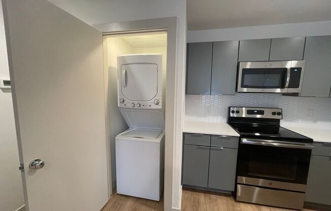 1 bed, 1 bath, 610 sqft, $1,375, Unit 107